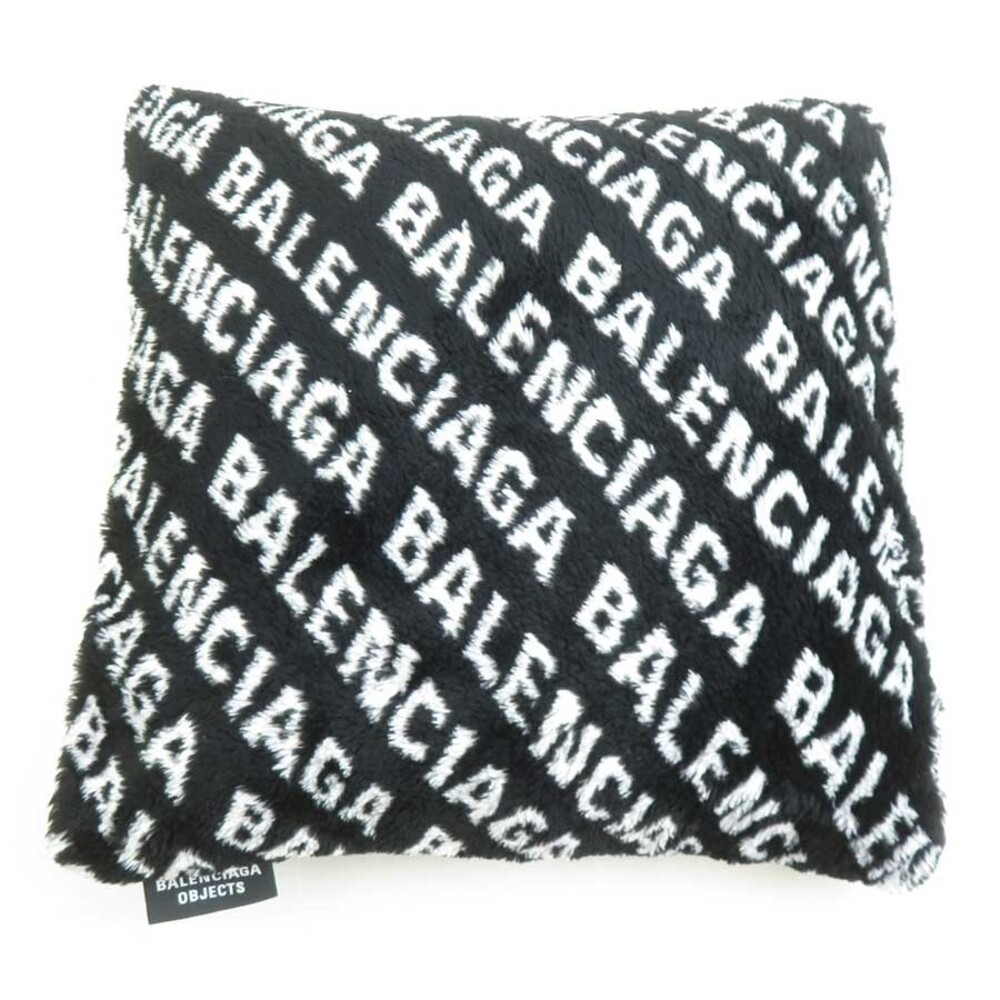 Auth Balenciaga Cushion Black/White Fur #315373B26B